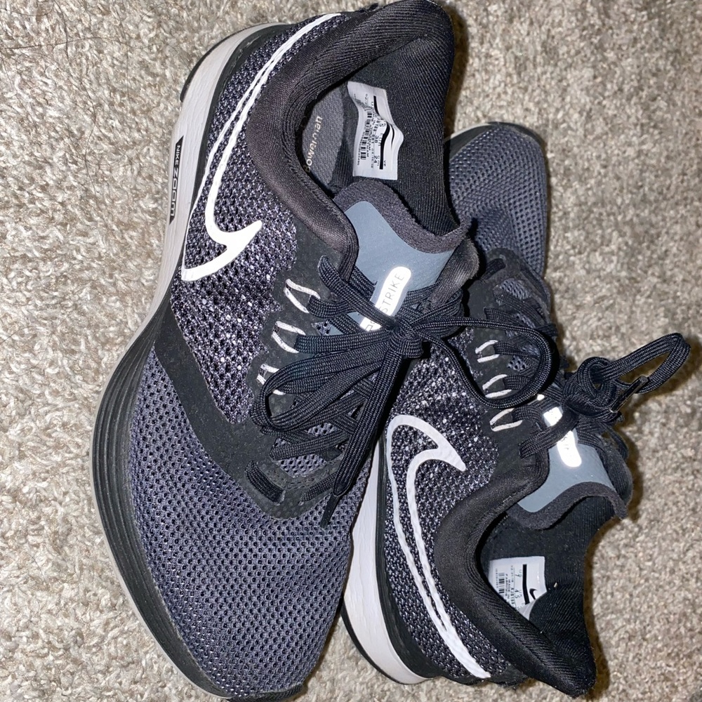 Nike zoom shoes